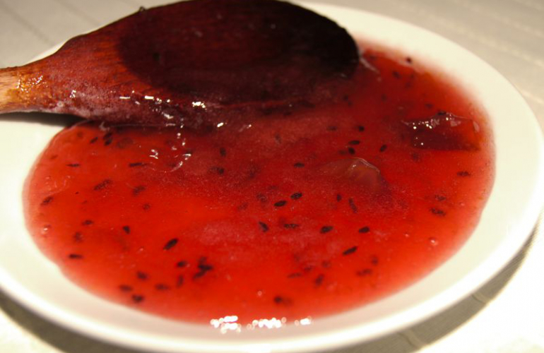 Recept na domácí angreštový džem s portským vínem