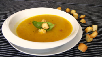 Recept na krémovou dýňovo-pórkovou polévku