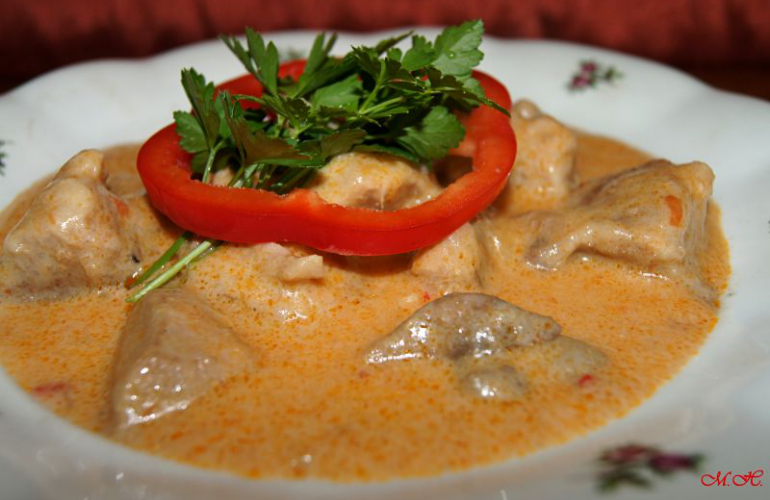 Recept na vepřový paprikáš