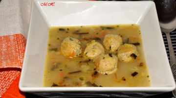 Drožďová polévka mojí babičky, s drožďovými knedlíčky